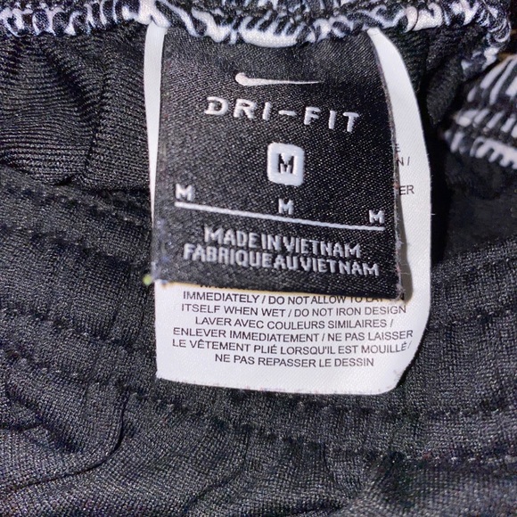 Nike Kids Track Suit - Picture 3 of 3